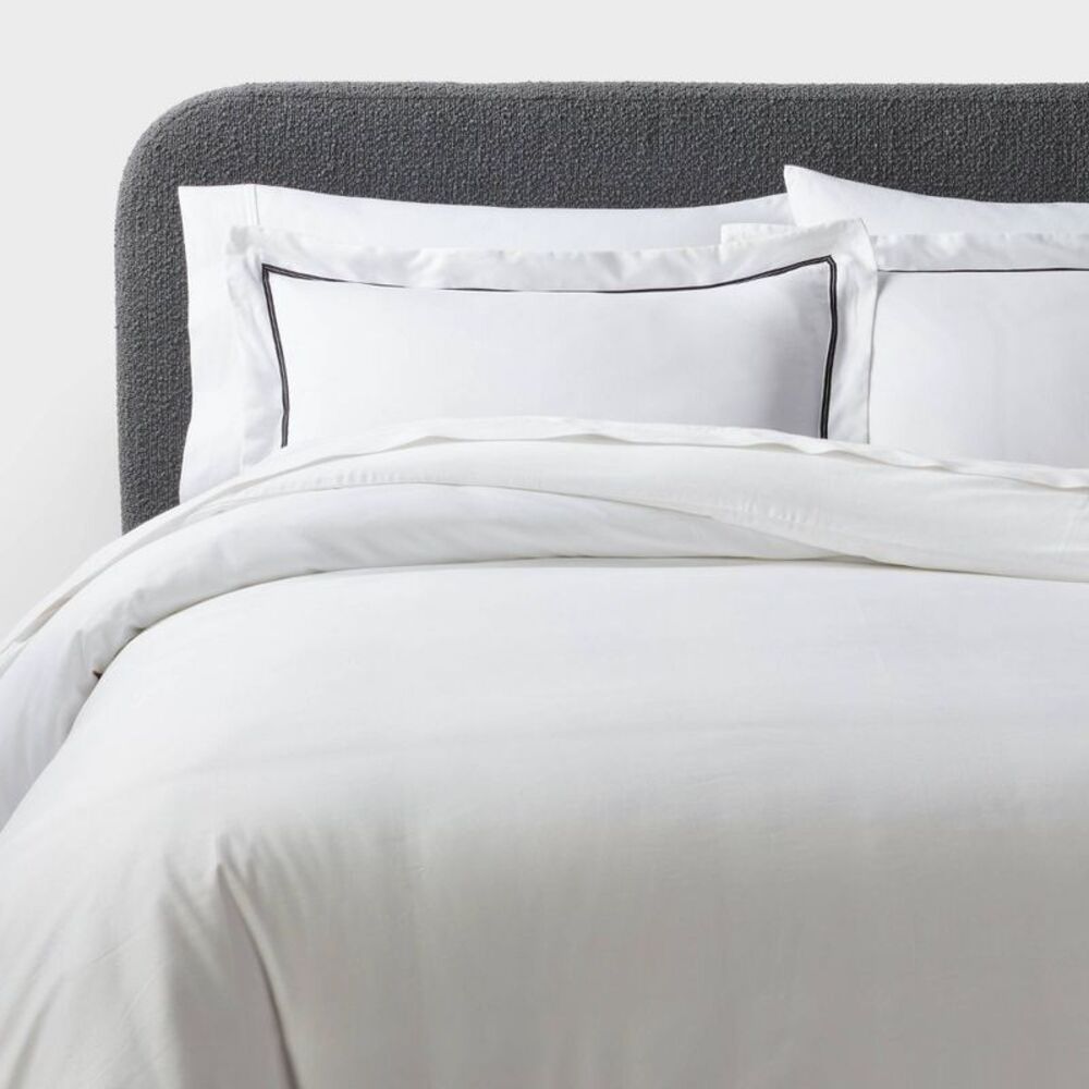 3pc King Luxe 300TC Embroidered Border Sateen Duvet Set - White/Black